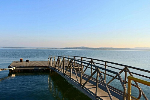 Wine Down Lake Escape Home image 2