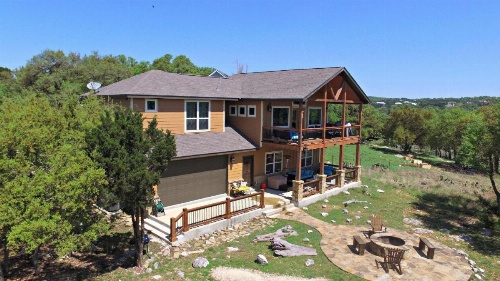Wine Down Lake Escape Home image 3